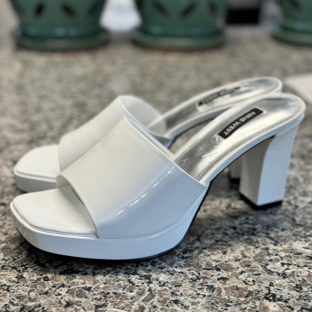 Nine West white patent platform peep toe sandals